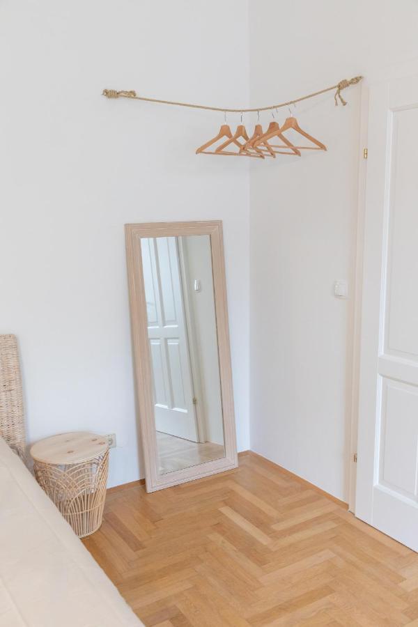 Stylish Near Mariahilferstraße Apartment *