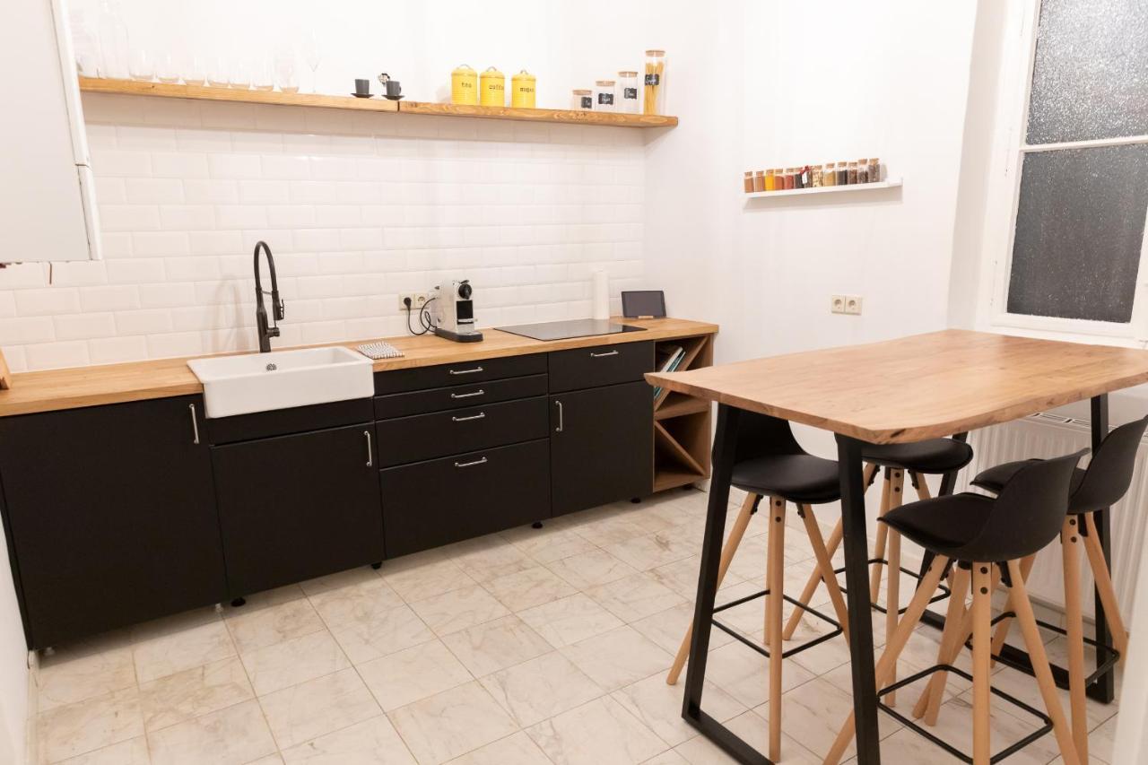Stylish Near Mariahilferstraße Apartment Wien